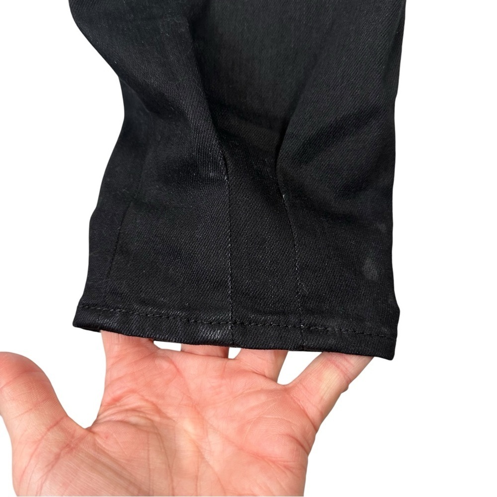 Classic Black Women's Jeans - Picture 8 of 16